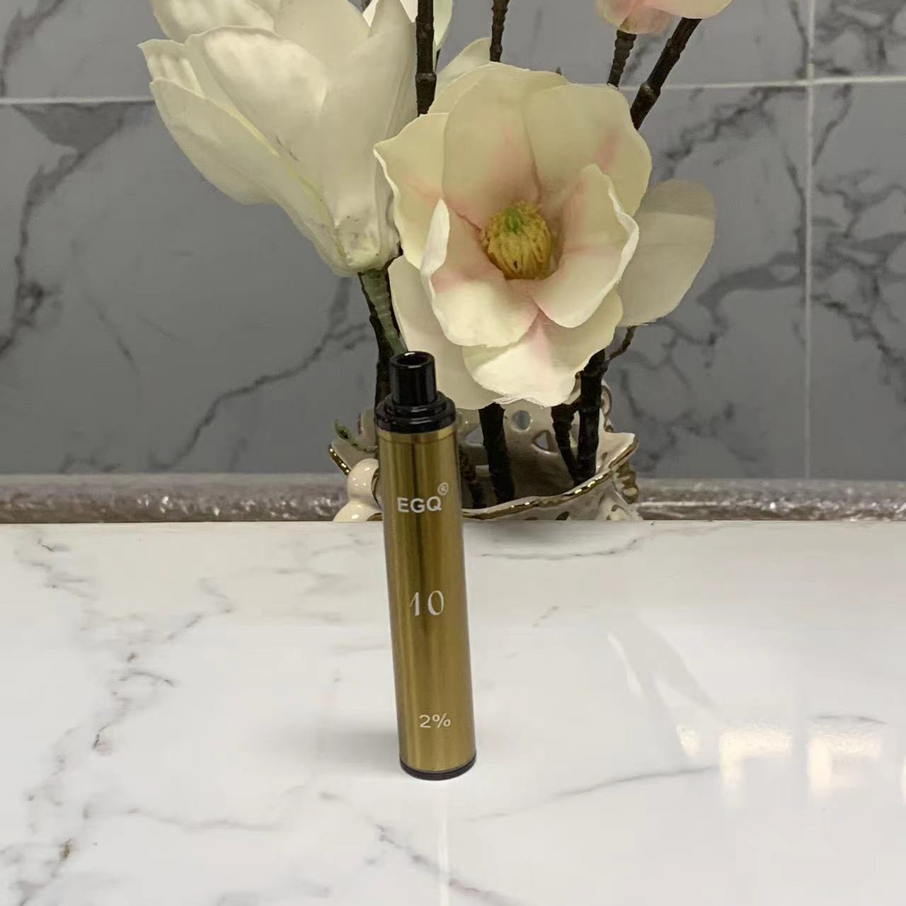 High-End Disposable Electronic Cigarette